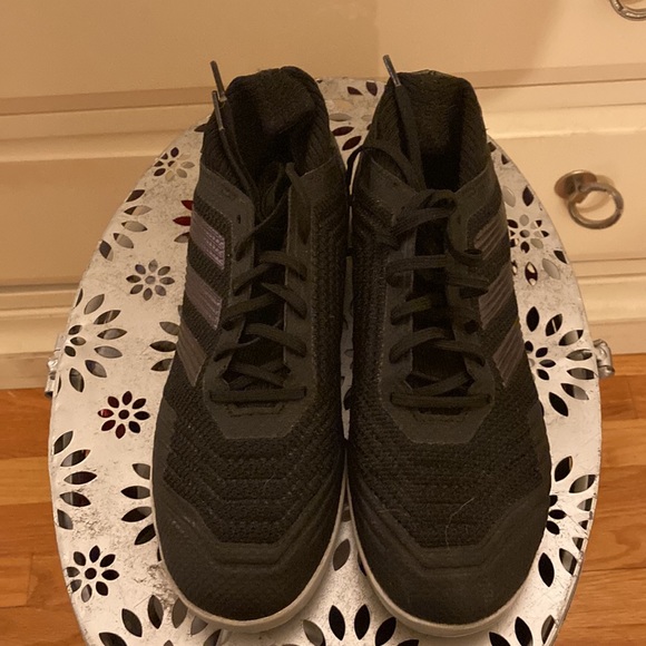 Adidas predator indoor soccer shoes - Picture 3 of 3